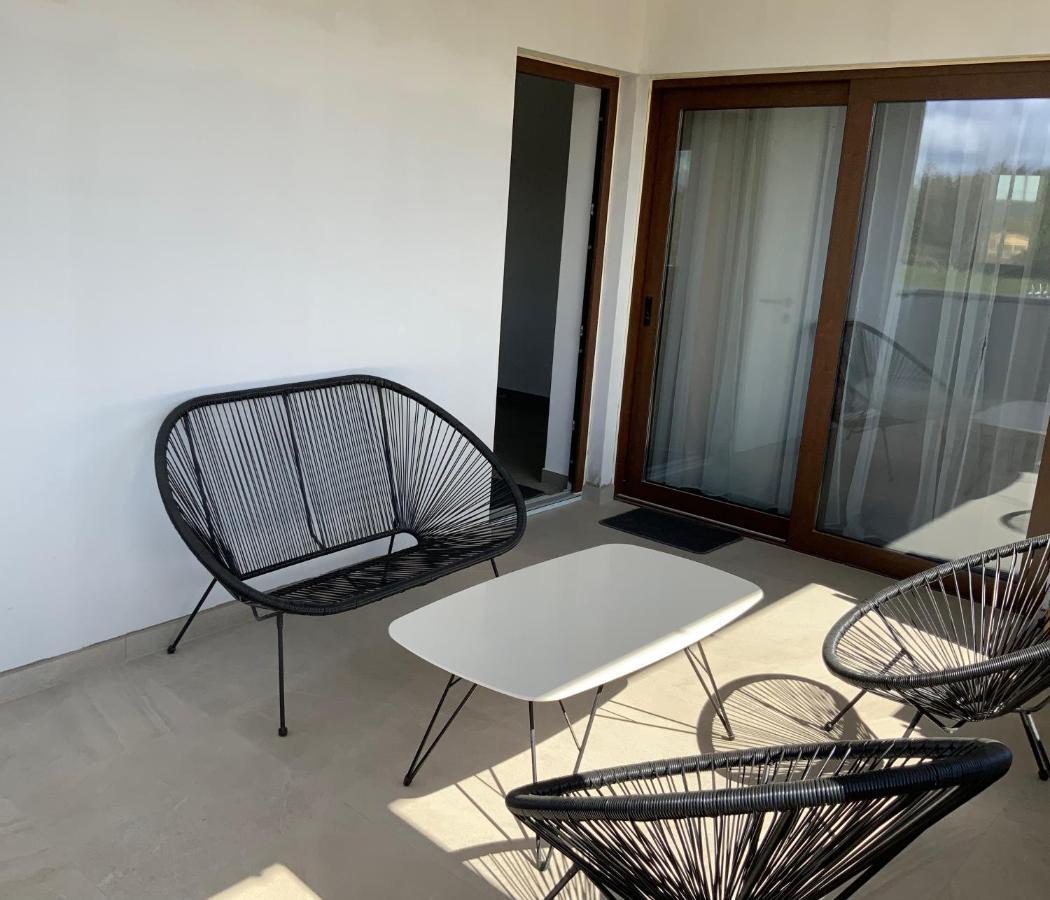 Villa Fluggi Near Labin Santalezi Exteriör bild